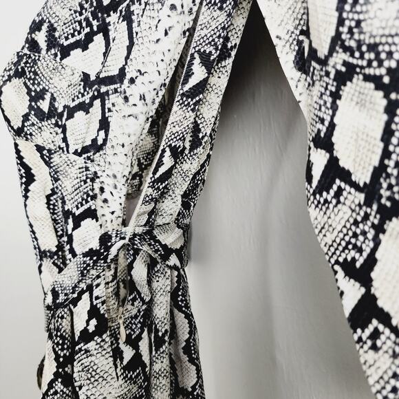 L'Agence Teddy 100% Silk Python Snake Print Wide Leg Jumpsuit 2 NWT Designer - Picture 8 of 14